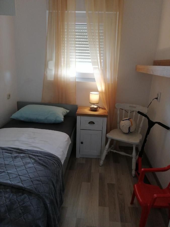 Apartments Lanterna Razanac Exterior photo